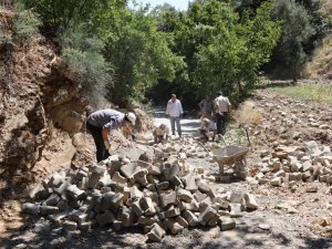 Nazilli Ketendere’de yol çalışmaları devam ediyor