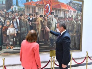 Başkan Köse makamında Fatma Şahin’i ağırladı