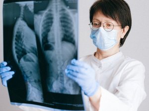 "Psikolojik rahatsızlıklar nefes darlığı şeklinde belirti verebilir"