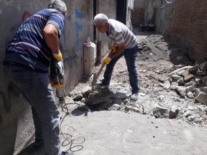 Sakarya Caddesine bağlantıyı sağlayan sokaklar restore ediliyor