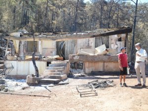 Marmaris Belediyesi yangınzedelere el uzattı
