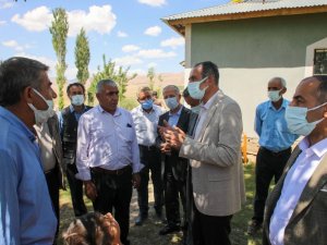 Başkan Tanış mahalle ziyaretlerini sürdürüyor