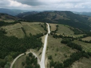 Yıllardır bekleyen yol sorunu 4 ayda çözüldü