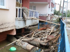 Ayancık’taki felaketin boyutu iç kesimlere girdikçe büyüyor