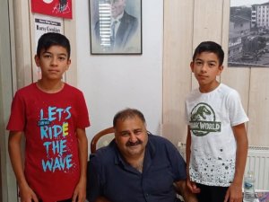 Sinema ve tiyatro sanatçısı Çelebi’den Düzceli çocuklara sürpriz