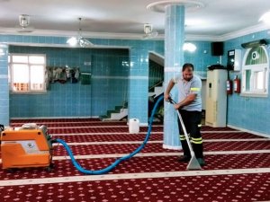 Akdeniz’de dezenfekte çalışmaları aralıksız sürüyor