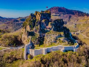 Ünye Kalesi Türkiye’de ilk olacak