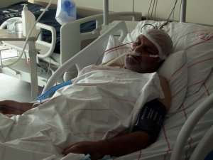 Yoğun bakımda korona virüs tedavisi gören hastadan ‘aşı’ uyarısı