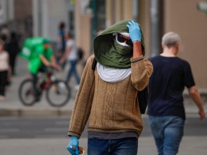 Rusya’da salgında yeni rekor: son 24 saatte 815 ölüm