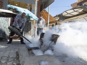 Semt pazarları ilaçlanıyor