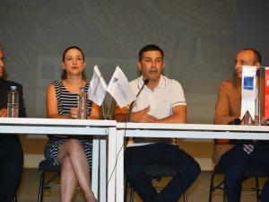 Kuşadası Belediyesi’nden Kültür-Sanata destek