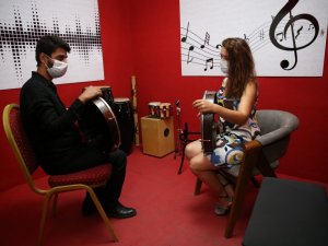 Merkezefendi’de geleceğin sanatçıları yetişiyor