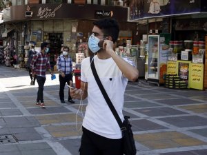 İran’da artan vakalar 6 günlük kapanma getirdi