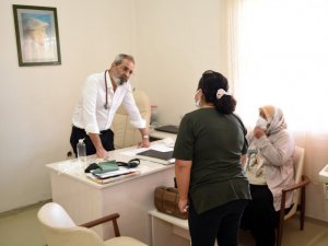 Başkan Bozdoğan, pazar günlerini vatandaşların sağlık sorunlarına ayırıyor