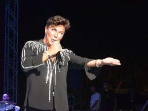 Fatih Ürek Ayvalık’ı salladı