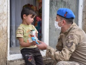 Sarıkamış’ta selin vurduğu bölgede köylülerin yaraları sarılıyor