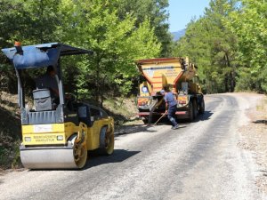 Büyükşehirden kırsal yollarda,  bakım ve onarım çalışması
