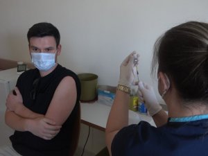 15 yaş ve üzeri aşılama başladı