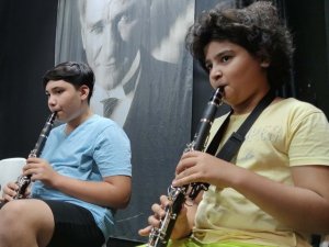 Kemer Belediyesi Çocuk ve Gençlik Bandosu, orkestra haline geldi