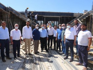 AK Partililer esnaf ziyaretlerini hız verdi