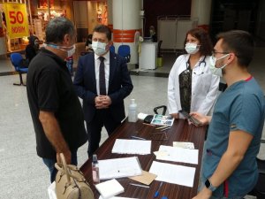 İl Sağlık Müdürü Sarı: “Aşılarını tamamlayanların hastalığa yakalanma oranı yüzde 1-2”