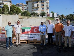 Kuşadası’nda yaşayan Kuveytlilerden sel mağdurlarına yardım eli