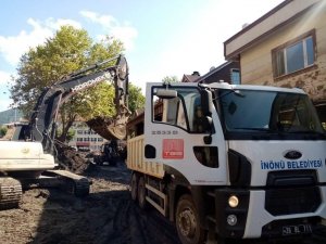 Batı Karadeniz’e, İnönü Belediyesi’nden personel ve ekipman desteği