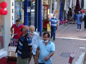Zonguldak aşılamada maviye, vakada kırmızıya dönüyor