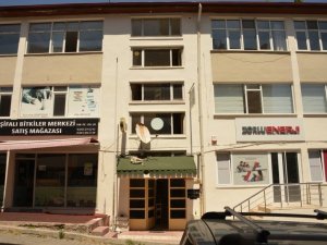 Gediz’de eski özel idare binası belediyeye kazandırıldı