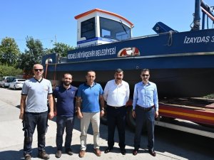 Yangınların kirlettiği Bodrum sahillerini temizleyecek araç yola çıktı