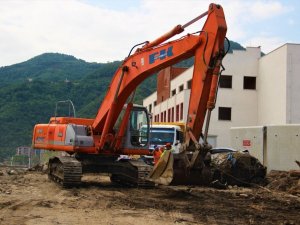 Kastamonu’da felaketin izlerini silebilmek için çalışmalar devam ediyor