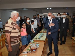 Diyarbakır’da muharrem ayı dolayısıyla iftar programı düzenlendi