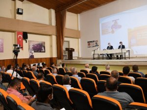 Isparta Valisi Ömer Seymenoğlu, Keçiborlu’da muhtarlarla buluştu