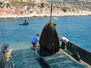 Mersin’de hayalet ağlar temizleniyor