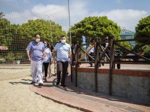 Alanya Belediyesi Engelsiz Halk Plajına mavi bayrak ödülü