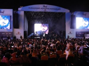 Kuruçeşme’de Merve Özbey rüzgarı