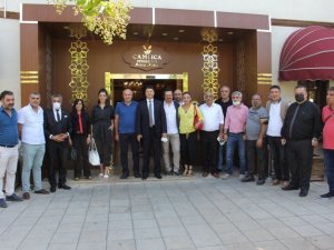 Ünlü Cerrah Gözde Sağlık Grubu ile anlaştı