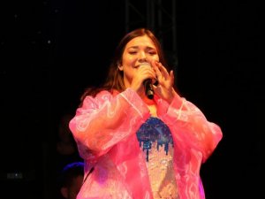 Tuğçe Kandemir’in konserinde 15 bin fidan toplandı