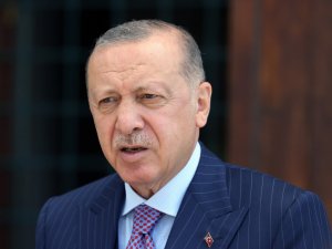 Cumhurbaşkanı Erdoğan: “Bizim hakikatlerle doldurmadığımız her boşluk yalanların istilasına uğrayacaktır”