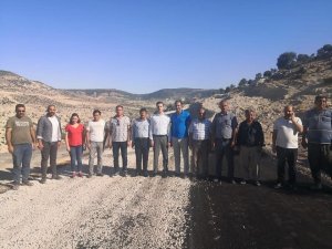 Köylerde yol çalışmaları devam ediyor