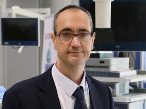 Prof. Dr. Tüzüner: "Kapalı pankreas cerrahisi hastalara konforlu bir tedavi sağlıyor"