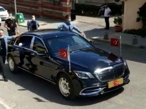 Cumhurbaşkanı Erdoğan, Üsküdar’da çocuklara oyuncak dağıttı