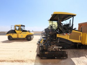 Eski Siverek Caddesi’nde asfalt çalışmaları devam ediyor