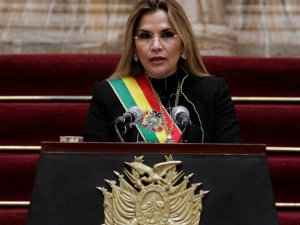 Bolivya’nın eski geçici Devlet Başkanı Anez, cezaevinde intihara kalkıştı