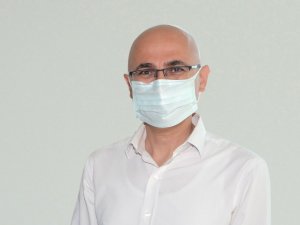 Menteş: “Klima çarpmasıyla koronayı karıştırmayın”