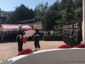 3. Cumhurbaşkanı Celal Bayar kabri başında anıldı