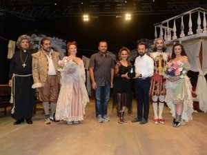 Festivalde tiyatro keyfi