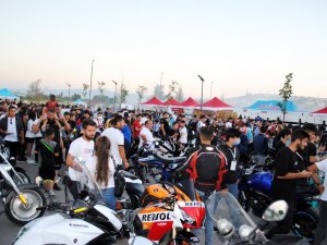 Çorum’da düzenlenen motosiklet festivali renkli görüntülere sahne oldu