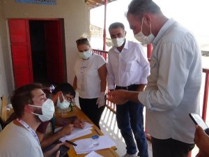 Diyarbakır’da kırsal mahallelerde aşı stantları kuruldu, vatandaşlar sıraya girdi