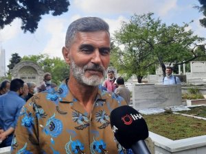 Usta Yönetmen Yücel Çakmaklı mezarı başında anıldı